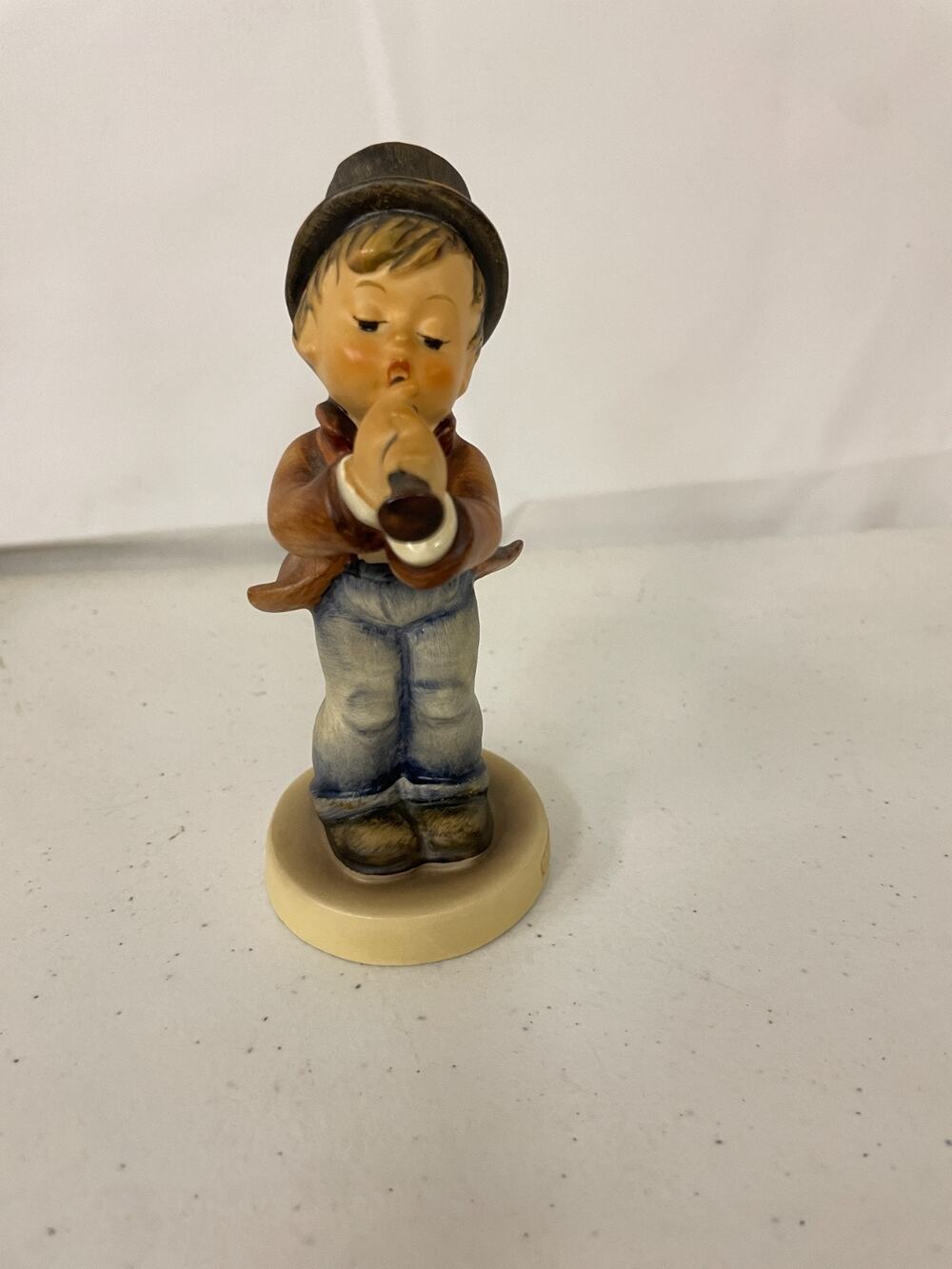 Vintage Goebel Hummel #85/0 Serenade Figurine Boy Playing Flute Figurine Decor